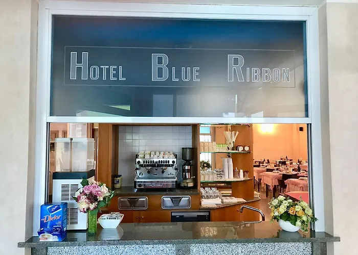 Blue Ribbon Отель Римини
